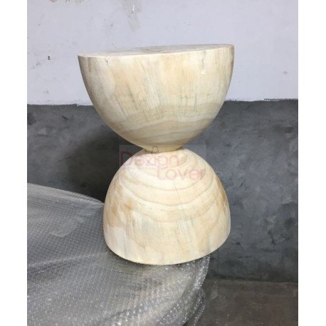 Clessidra stool in solid wood