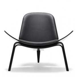 Wegner CH07 Shell Chair design